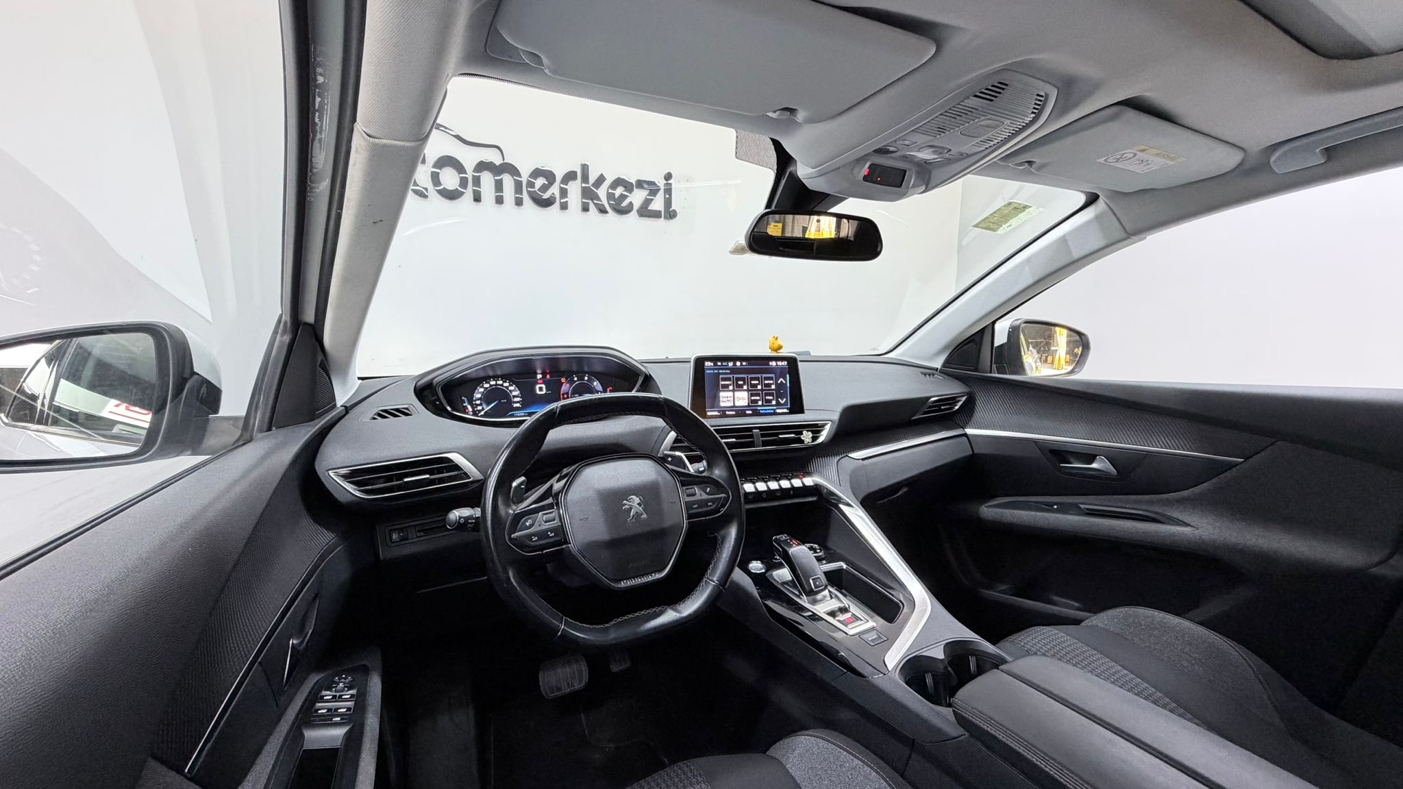 PEUGEOT 3008 11